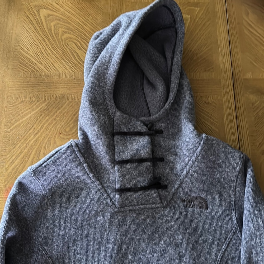 North Face Pullover - image 3